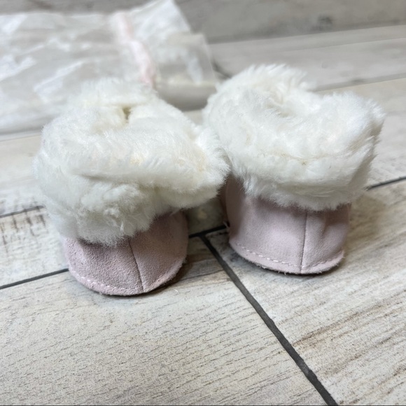 Janie & Jack Pink Crib Shoes - Picture 5 of 7